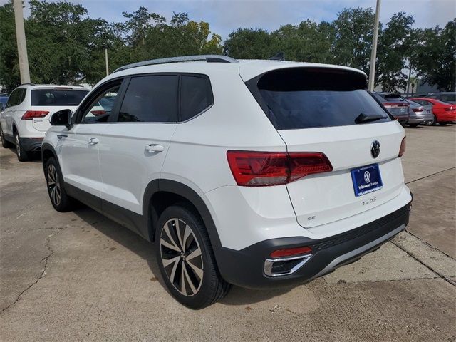 2024 Volkswagen Taos SE