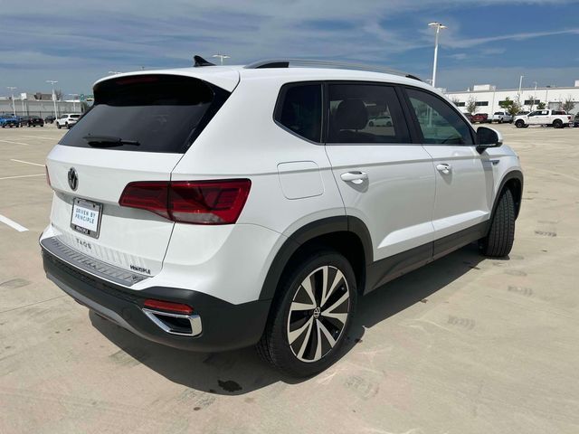 2024 Volkswagen Taos SE