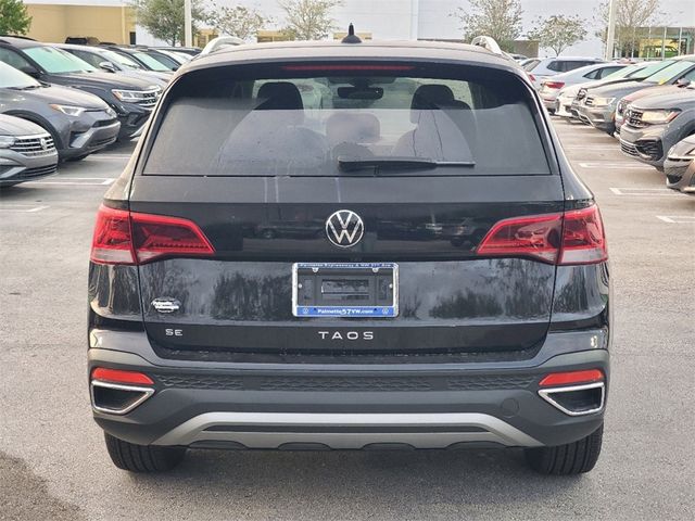 2024 Volkswagen Taos SE