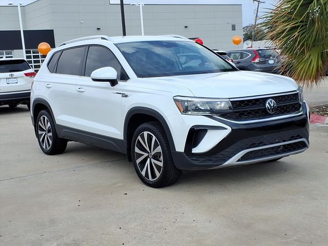 2024 Volkswagen Taos SE