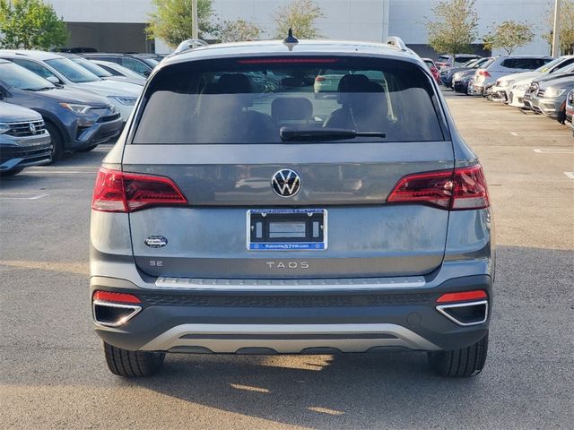 2024 Volkswagen Taos SE