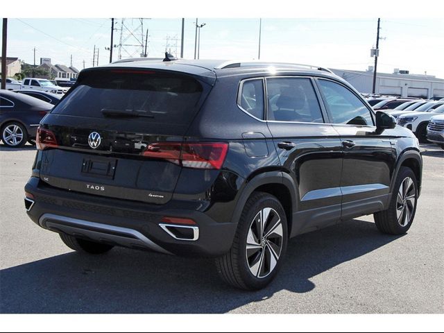 2024 Volkswagen Taos SE