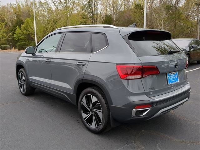 2024 Volkswagen Taos SE