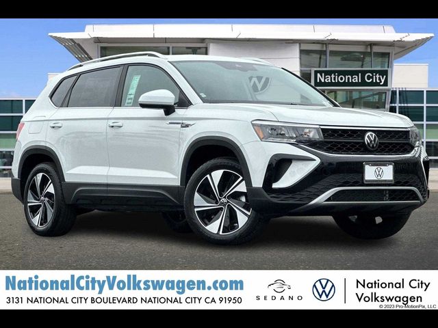 2024 Volkswagen Taos SE