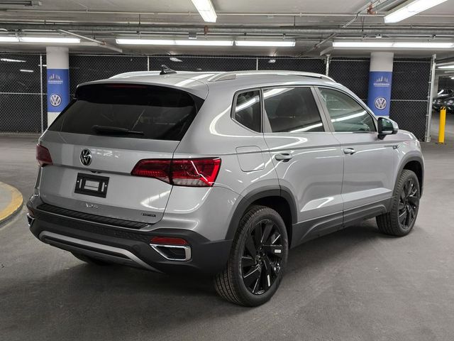 2024 Volkswagen Taos SE