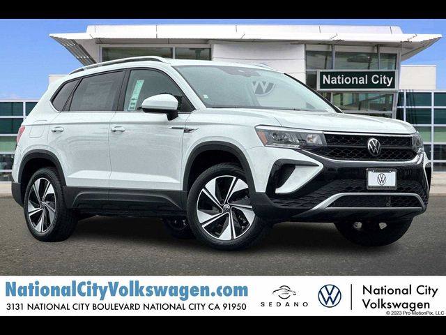 2024 Volkswagen Taos SE