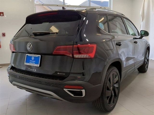 2024 Volkswagen Taos SE