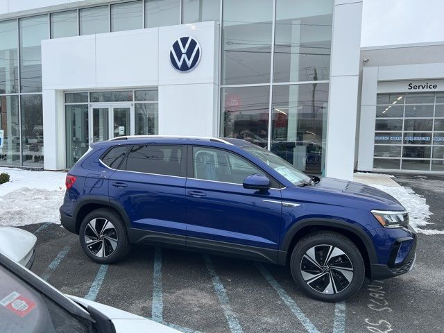 2024 Volkswagen Taos SE