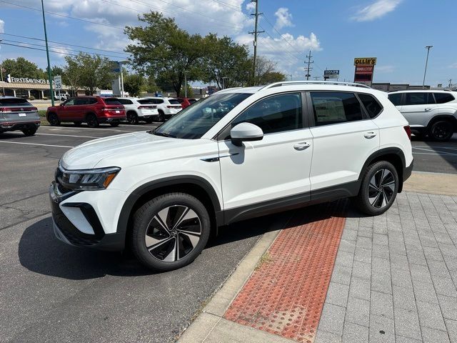 2024 Volkswagen Taos SE