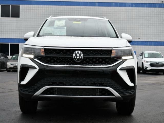 2024 Volkswagen Taos SE