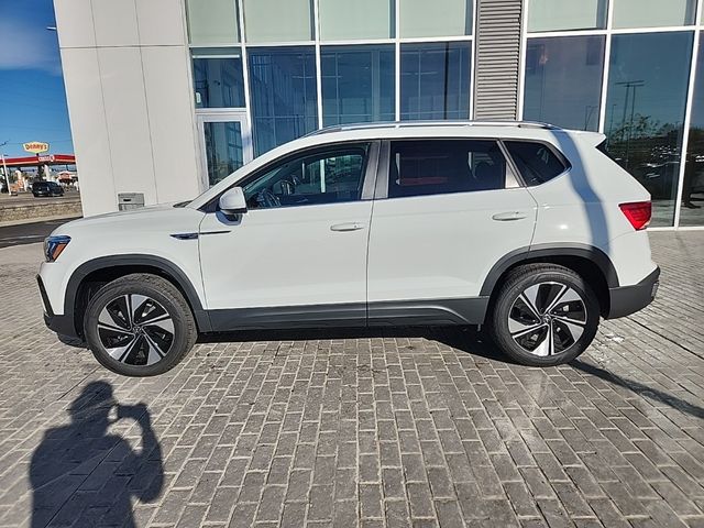 2024 Volkswagen Taos SE