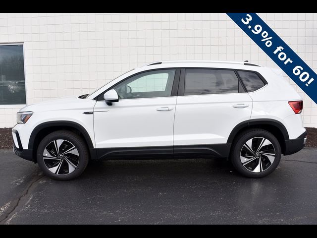 2024 Volkswagen Taos SE