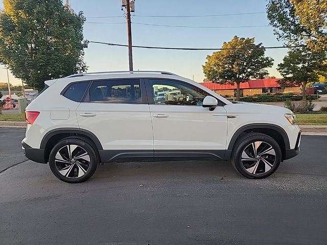 2024 Volkswagen Taos SE