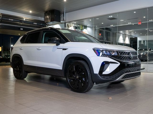 2024 Volkswagen Taos SE