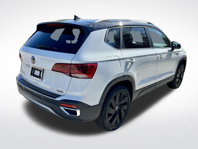 2024 Volkswagen Taos SE