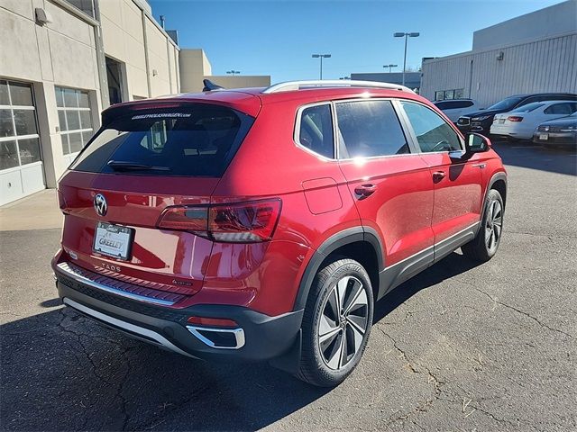 2024 Volkswagen Taos SE