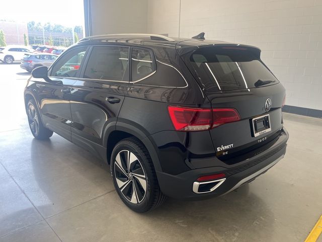 2024 Volkswagen Taos SE