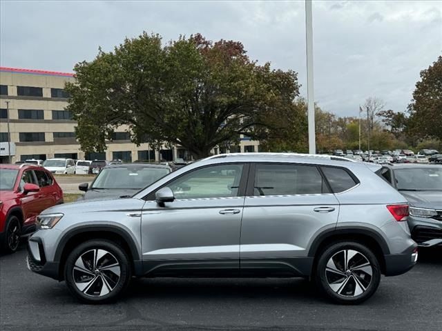 2024 Volkswagen Taos SE