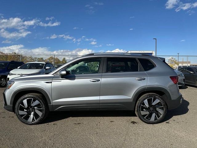 2024 Volkswagen Taos SEL