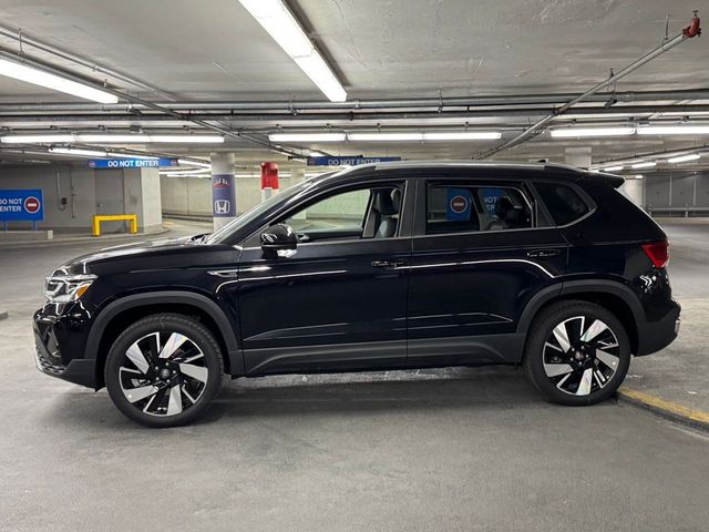 2024 Volkswagen Taos SEL