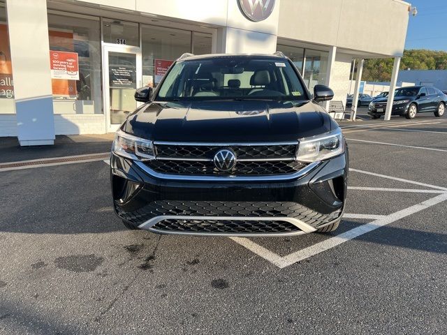 2024 Volkswagen Taos SEL