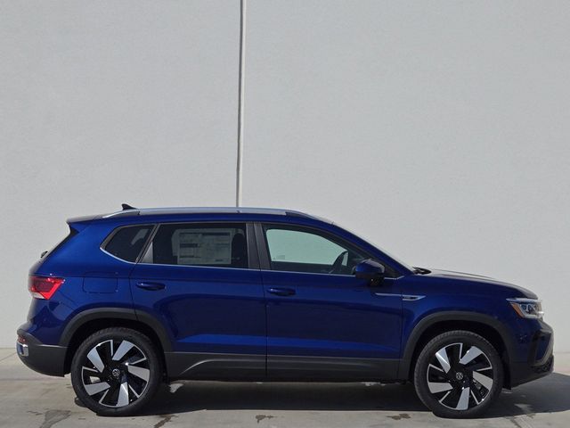 2024 Volkswagen Taos SEL