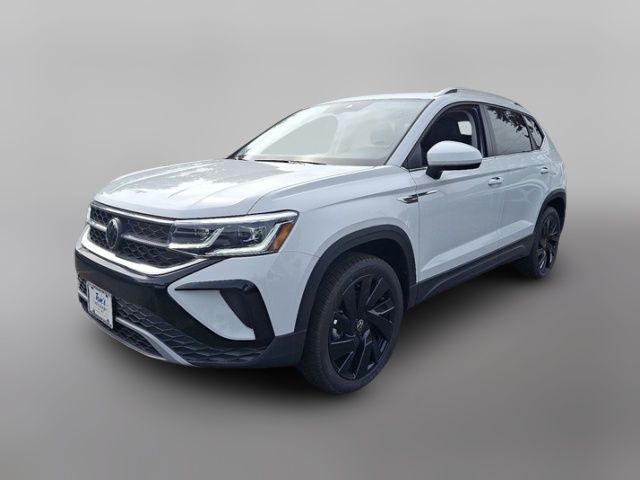 2024 Volkswagen Taos SEL