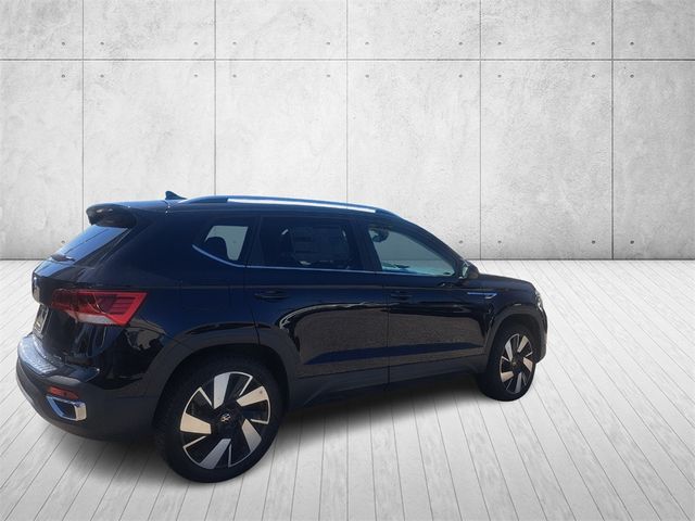 2024 Volkswagen Taos SEL