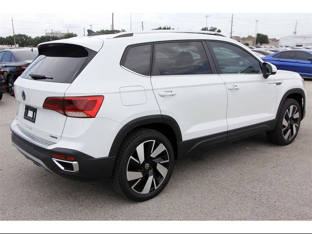 2024 Volkswagen Taos SEL