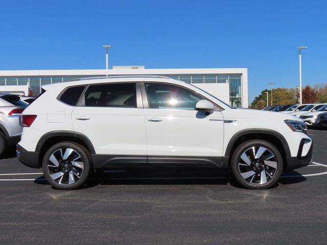 2024 Volkswagen Taos SEL