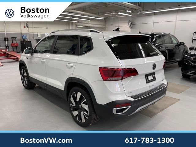 2024 Volkswagen Taos SEL