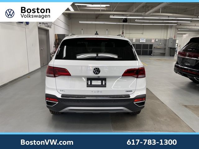 2024 Volkswagen Taos SEL