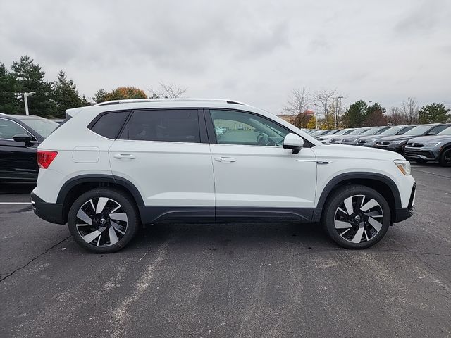 2024 Volkswagen Taos SEL