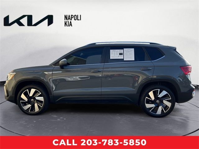 2024 Volkswagen Taos SEL