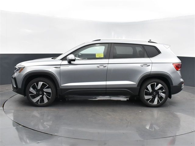 2024 Volkswagen Taos SEL