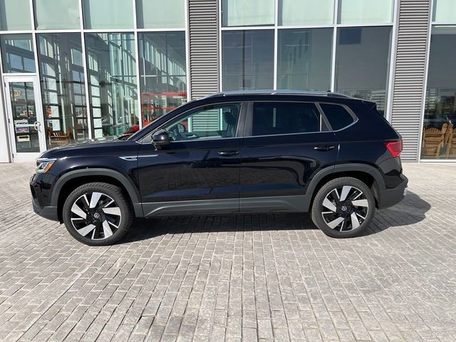 2024 Volkswagen Taos SEL