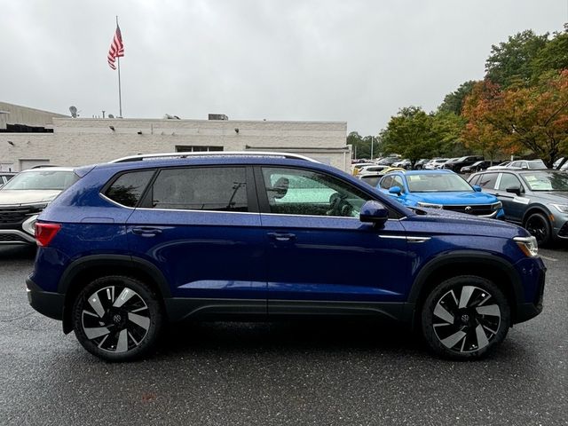 2024 Volkswagen Taos SEL