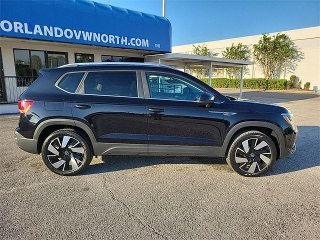 2024 Volkswagen Taos SEL