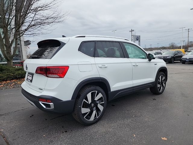 2024 Volkswagen Taos SEL