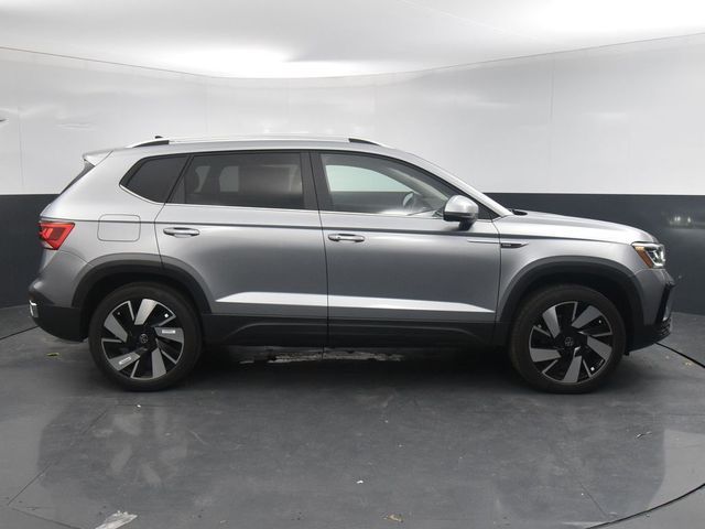 2024 Volkswagen Taos SEL