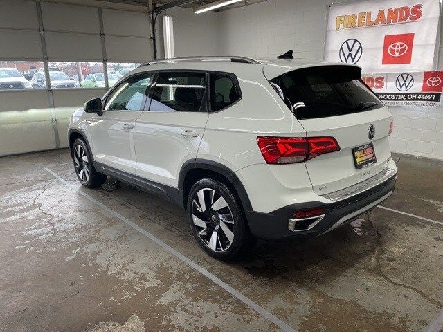 2024 Volkswagen Taos SEL