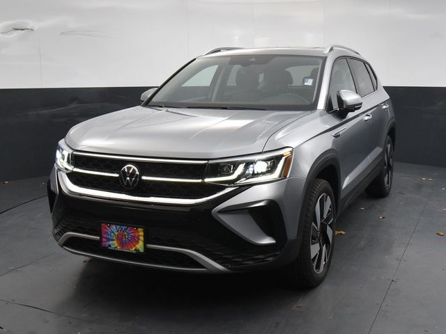 2024 Volkswagen Taos SEL