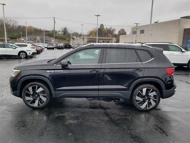 2024 Volkswagen Taos SEL