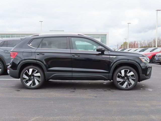 2024 Volkswagen Taos SEL