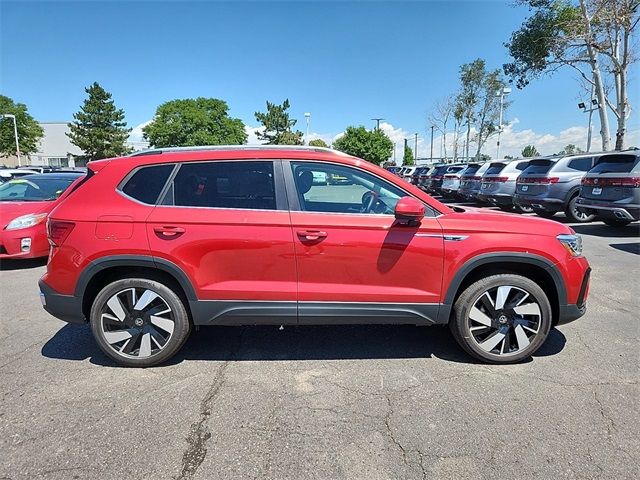 2024 Volkswagen Taos SEL