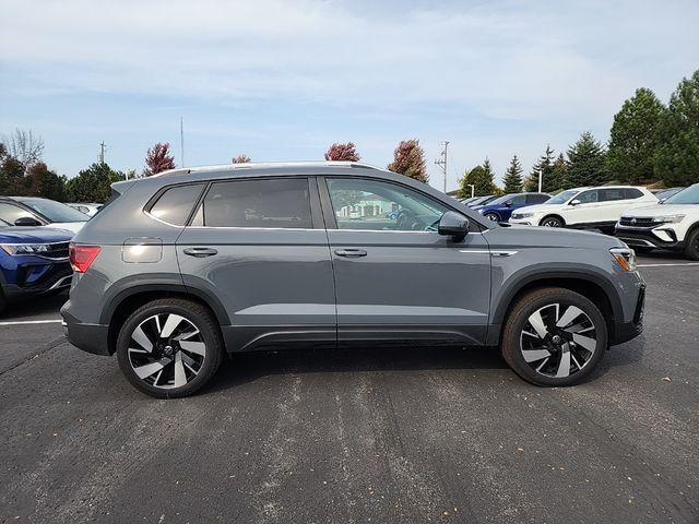 2024 Volkswagen Taos SEL