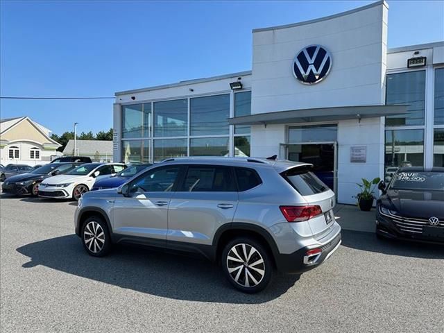 2024 Volkswagen Taos SE