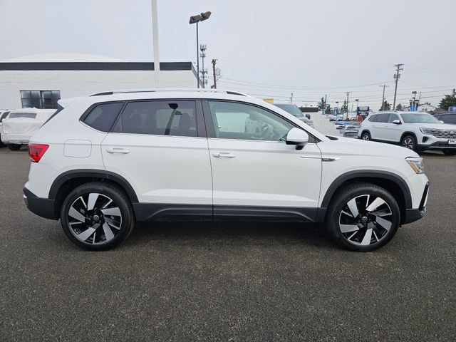 2024 Volkswagen Taos SEL