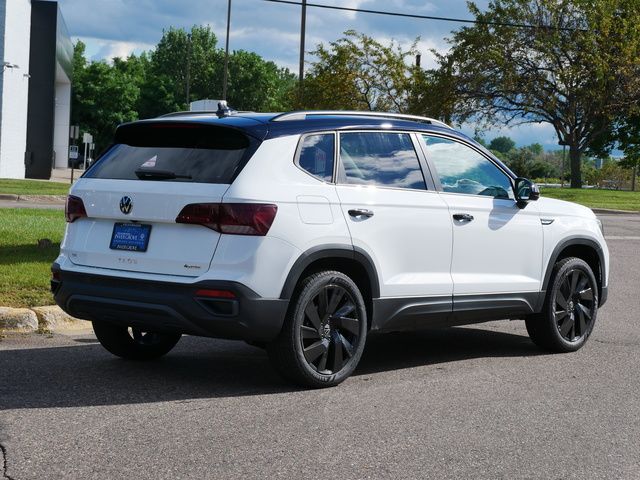 2024 Volkswagen Taos SE