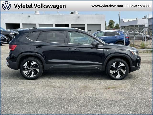 2024 Volkswagen Taos SE